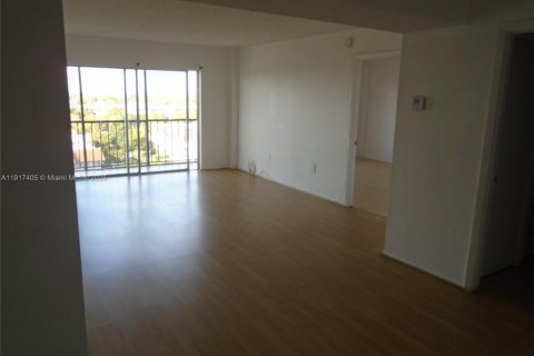 Copropriété à louer à Lauderhill, Floride: 2 chambres, 90.3 m2 № 2016780 - photo 27