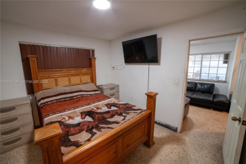 Propiedad comercial en venta en Miami, Florida, 83.61 m2 № 2281560 - foto 22