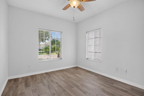 Apartment in Deerfield Beach, Florida 2 bedrooms, 117.43 sq.m. № 2083850 - photo 13