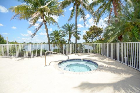 Apartment in Deerfield Beach, Florida 2 bedrooms, 117.43 sq.m. № 2083850 - photo 30