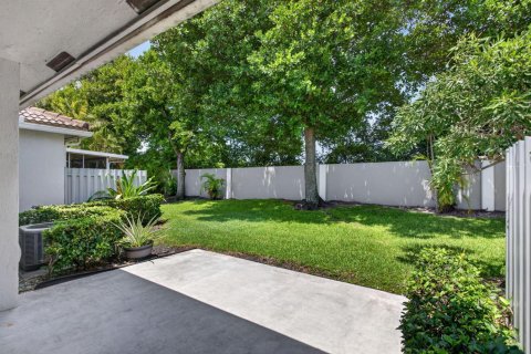 Apartment in Deerfield Beach, Florida 2 bedrooms, 117.43 sq.m. № 2083850 - photo 2