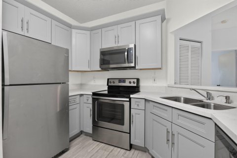 Apartment in Deerfield Beach, Florida 2 bedrooms, 117.43 sq.m. № 2083850 - photo 7