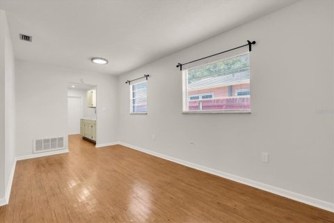 Appartement à louer à Gulfport, Floride: 1 chambre, 67.63 m2 № 2373419 - photo 11