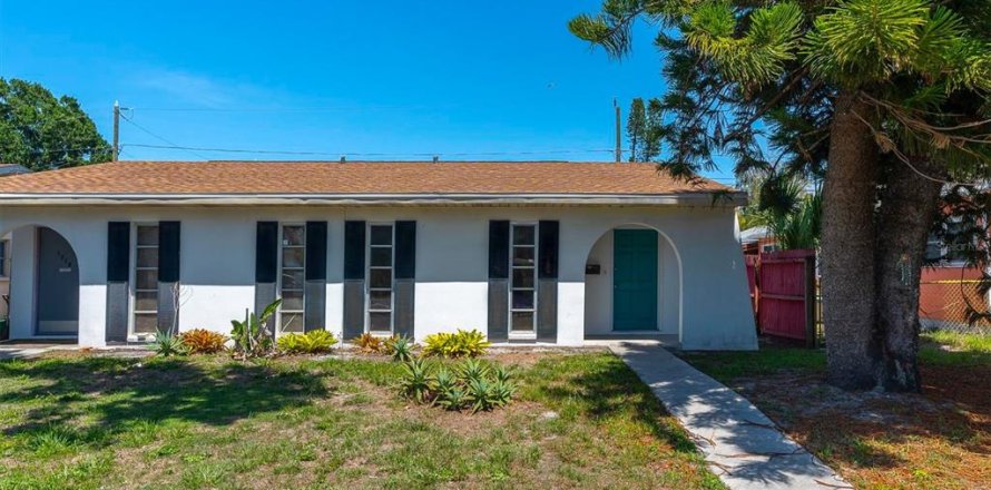 Appartement à Gulfport, Floride 1 chambre, 67.63 m2 № 2373419
