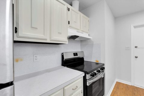 Appartement à louer à Gulfport, Floride: 1 chambre, 67.63 m2 № 2373419 - photo 13