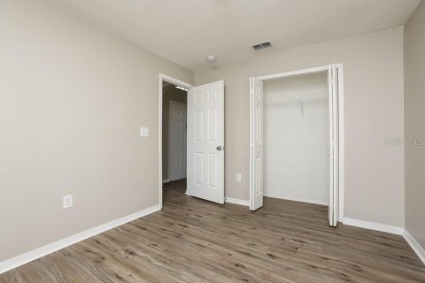 Villa ou maison à louer à Kissimmee, Floride: 3 chambres, 136.19 m2 № 1905281 - photo 9