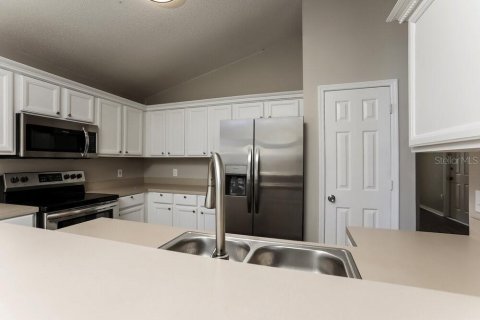 Villa ou maison à louer à Kissimmee, Floride: 3 chambres, 136.19 m2 № 1905281 - photo 6