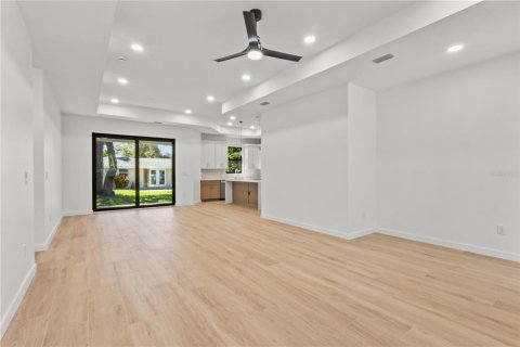 Villa ou maison à louer à Venice, Floride: 3 chambres, 140.19 m2 № 2416589 - photo 3
