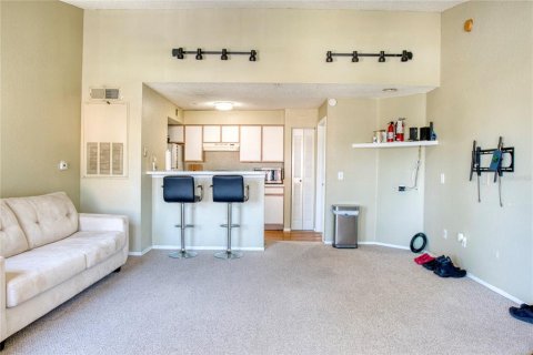 Condo in Kissimmee, Florida, 1 bedroom  № 1635861 - photo 10