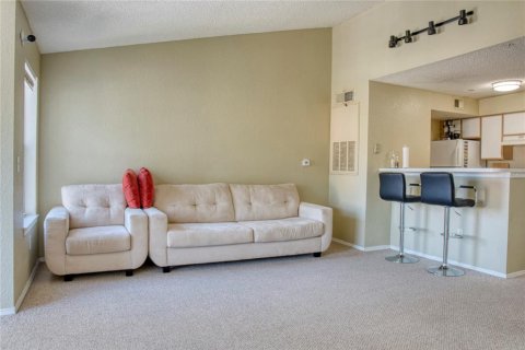 Condo in Kissimmee, Florida, 1 bedroom  № 1635861 - photo 5
