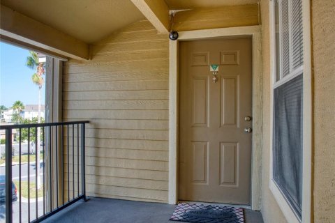 Condo in Kissimmee, Florida, 1 bedroom  № 1635861 - photo 3