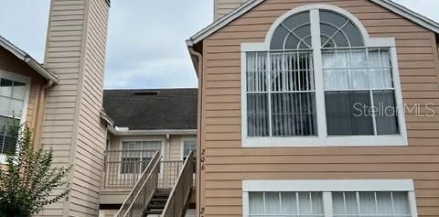 Condominio en Altamonte Springs, Florida, 3 dormitorios № 2236788