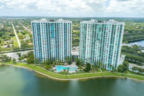 Copropriété à vendre à Sunrise, Floride: 2 chambres, 108.23 m2 № 1963522 - photo 20