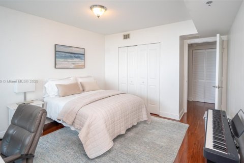 Copropriété à vendre à Sunrise, Floride: 2 chambres, 108.23 m2 № 1963522 - photo 7