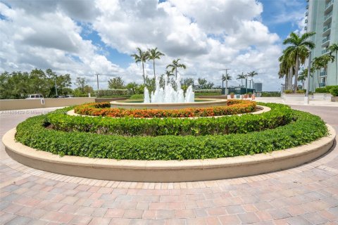 Copropriété à vendre à Sunrise, Floride: 2 chambres, 108.23 m2 № 1963522 - photo 25