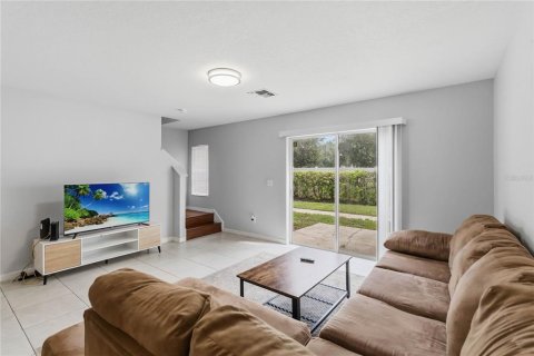 Touwnhouse à vendre à Orlando, Floride: 3 chambres, 137.12 m2 № 2418330 - photo 8