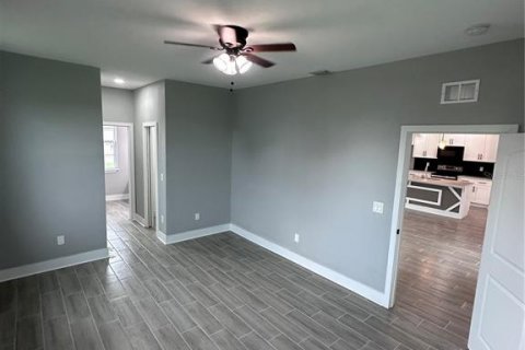 House in Port Charlotte, Florida 4 bedrooms, 176.51 sq.m. № 1907216 - photo 29