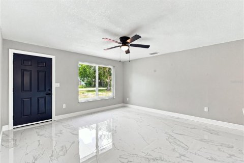 Villa ou maison à vendre à New Port Richey, Floride: 3 chambres, 119.19 m2 № 2339423 - photo 5