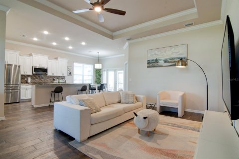 Casa en venta en Gainesville, Florida, 3 dormitorios, 141.21 m2 № 1903475 - foto 2