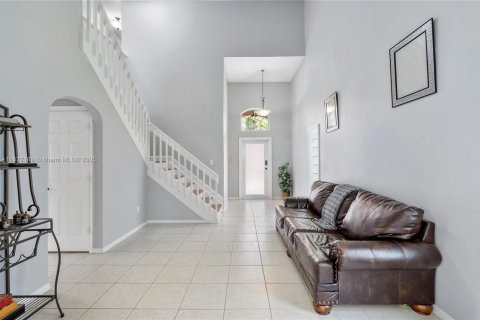 Casa en venta en Pembroke Pines, Florida, 3 dormitorios, 185.15 m2 № 1783752 - foto 13