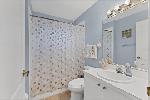 Condo in Sarasota, Florida, 2 bedrooms  № 1592613 - photo 26