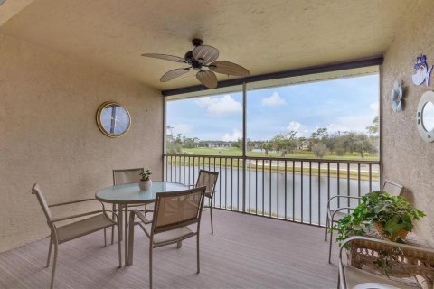 Condo in Sarasota, Florida, 2 bedrooms  № 1592613 - photo 28