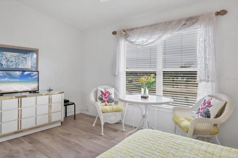 Condo in Sarasota, Florida, 2 bedrooms  № 1592613 - photo 18