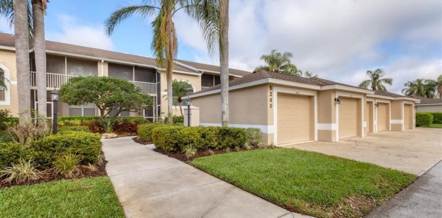 Condo in Sarasota, Florida, 2 bedrooms  № 1592613