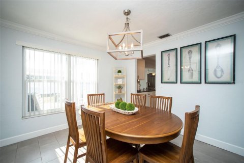 House in Largo, Florida 3 bedrooms, 171.4 sq.m. № 1747405 - photo 7