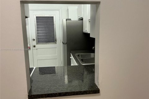 Copropriété à vendre à Hollywood, Floride: 1 chambre, 65.31 m2 № 1860493 - photo 5
