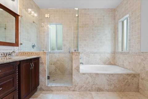 Снять в аренду виллу или дом в Майами, Флорида 4 спальни, 188.59м2, № 1930818 - фото 13