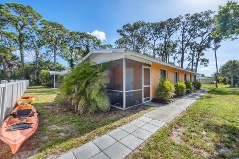 Propiedad comercial en venta en Englewood, Florida, 2 dormitorios, 95.78 m2 № 1873062 - foto 1