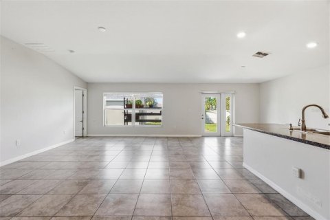 Villa ou maison à vendre à Sun City Center, Floride: 4 chambres, 179.77 m2 № 2419304 - photo 6