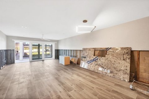 Copropriété à vendre à Sarasota, Floride: 2 chambres, 108.88 m2 № 1587490 - photo 13