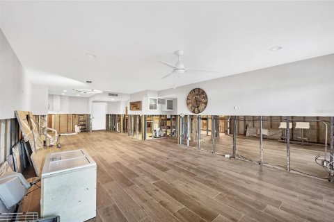 Copropriété à vendre à Sarasota, Floride: 2 chambres, 108.88 m2 № 1587490 - photo 5