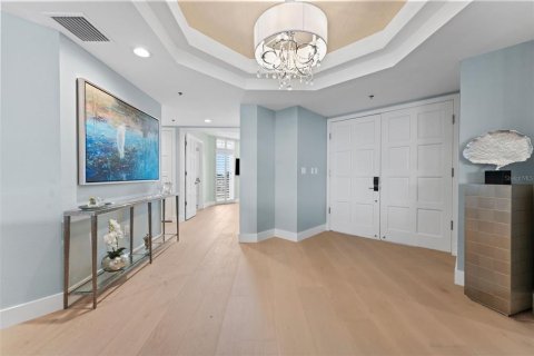 Copropriété à vendre à Longboat Key, Floride: 3 chambres, 314.2 m2 № 1585784 - photo 5