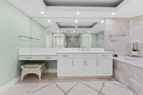 Copropriété à vendre à Longboat Key, Floride: 3 chambres, 314.2 m2 № 1585784 - photo 22