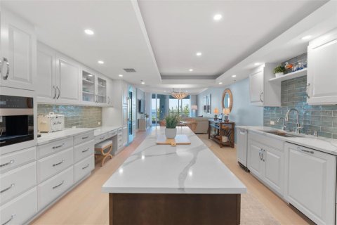 Copropriété à vendre à Longboat Key, Floride: 3 chambres, 314.2 m2 № 1585784 - photo 11