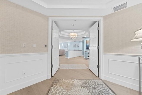 Copropriété à vendre à Longboat Key, Floride: 3 chambres, 314.2 m2 № 1585784 - photo 4