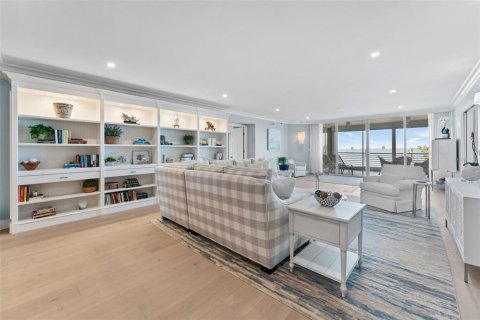 Copropriété à vendre à Longboat Key, Floride: 3 chambres, 314.2 m2 № 1585784 - photo 8