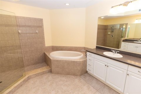 Condo in Punta Gorda, Florida, 2 bedrooms  № 1674177 - photo 17