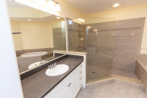 Condo in Punta Gorda, Florida, 2 bedrooms  № 1674177 - photo 18