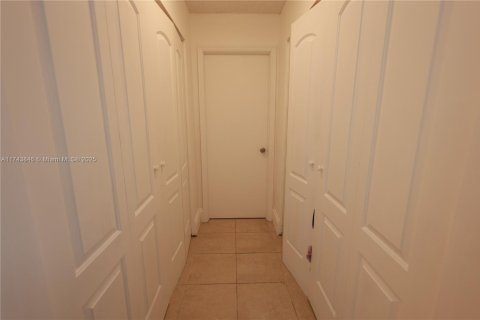 Copropriété à vendre à Miami, Floride: 3 chambres, 126.63 m2 № 1985284 - photo 20