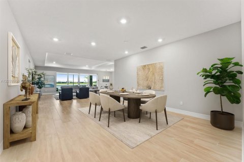 House in Port St. Lucie, Florida 3 bedrooms, 251.67 sq.m. № 2088355 - photo 3