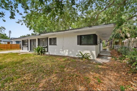 Casa en venta en Sarasota, Florida, 3 dormitorios, 196.49 m2 № 1665819 - foto 2