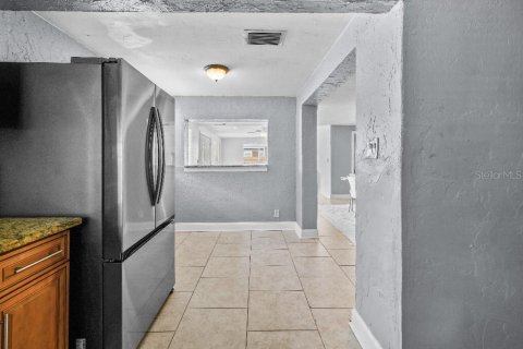 Casa en venta en Sarasota, Florida, 3 dormitorios, 196.49 m2 № 1665819 - foto 4