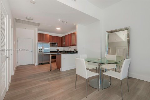 Condominio en alquiler en Miami Beach, Florida, 70.61 m2 № 2011289 - foto 18