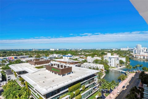 Condominio en alquiler en Miami Beach, Florida, 70.61 m2 № 2011289 - foto 28