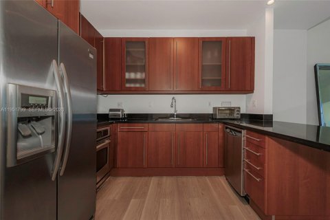 Condominio en alquiler en Miami Beach, Florida, 70.61 m2 № 2011289 - foto 22