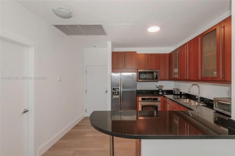 Condominio en alquiler en Miami Beach, Florida, 70.61 m2 № 2011289 - foto 20